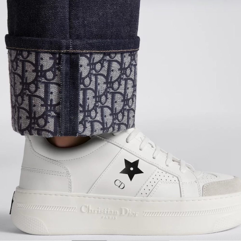 Dior Star Platform Sneaker
White Calfskin and Suede Calfskin size 39